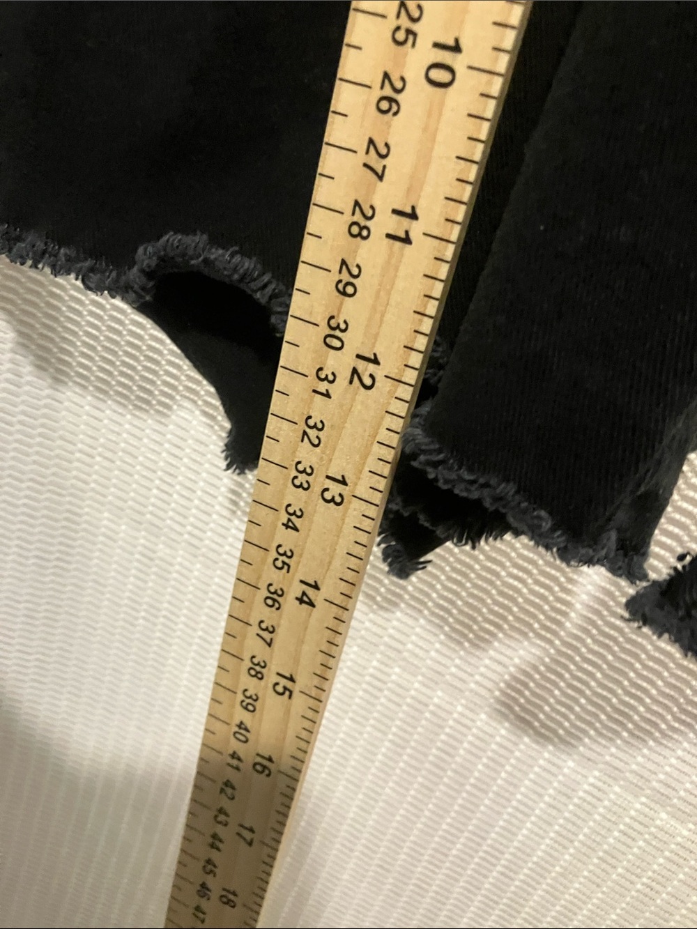 Time and Tru Black Distressed Cargo Jean Shorts - Picture 4 of 8